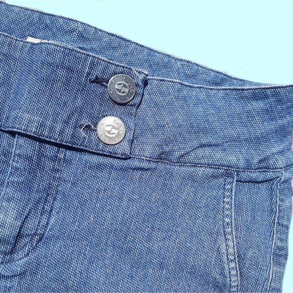 Y2K Micro Mini Denim Skirt Womens Size 9 Low Rise Flap Pockets Wide waistband - Picture 4 of 7